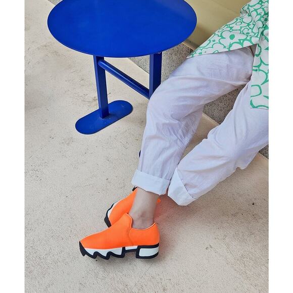 iRi WES I Neon Orange Low Top Sneaker - Picture 8 of 9